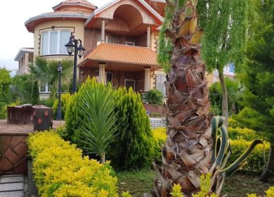 خرید ویلا باغ 1000 متری با استخر و زمین فوتبال | 1000 متر