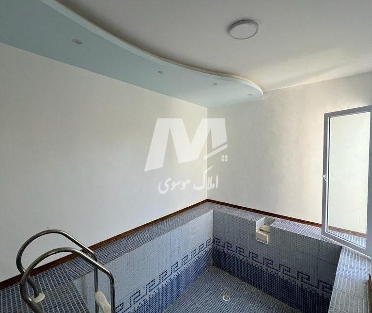 خرید ویلا همکف مدرن با استخر داخلی و سند تک برگ | 200 متر