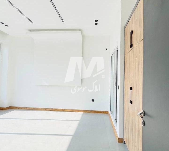 خرید ویلا استخر داخلی منطقه نوشهر | ۴۰۵ متر