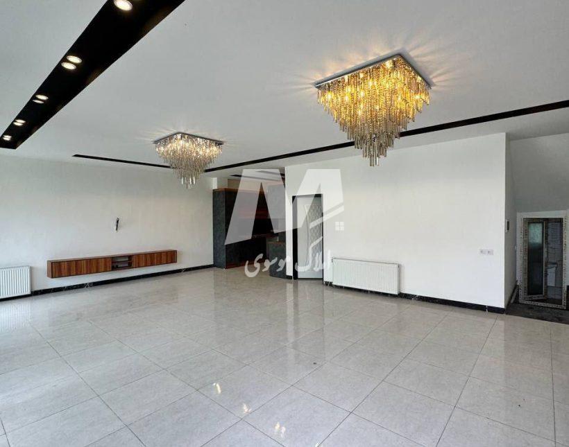 فروش باغ ویلا استخردار مدارک کامل تاپ لوکیشن نور | 250 متر