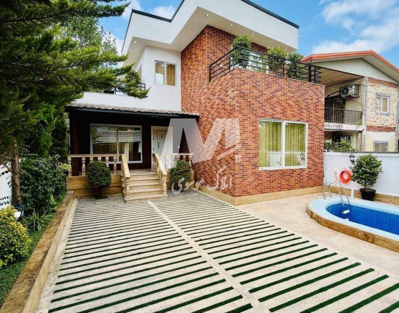 خرید ویلا استخردار سند شش دانگ مبله چمستان | 250 متر