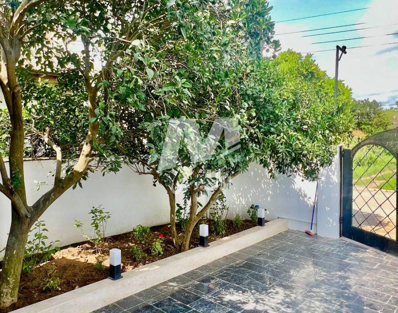 خرید ویلا همکف مدرن جنگلی با مدارک کامل | 200 متر