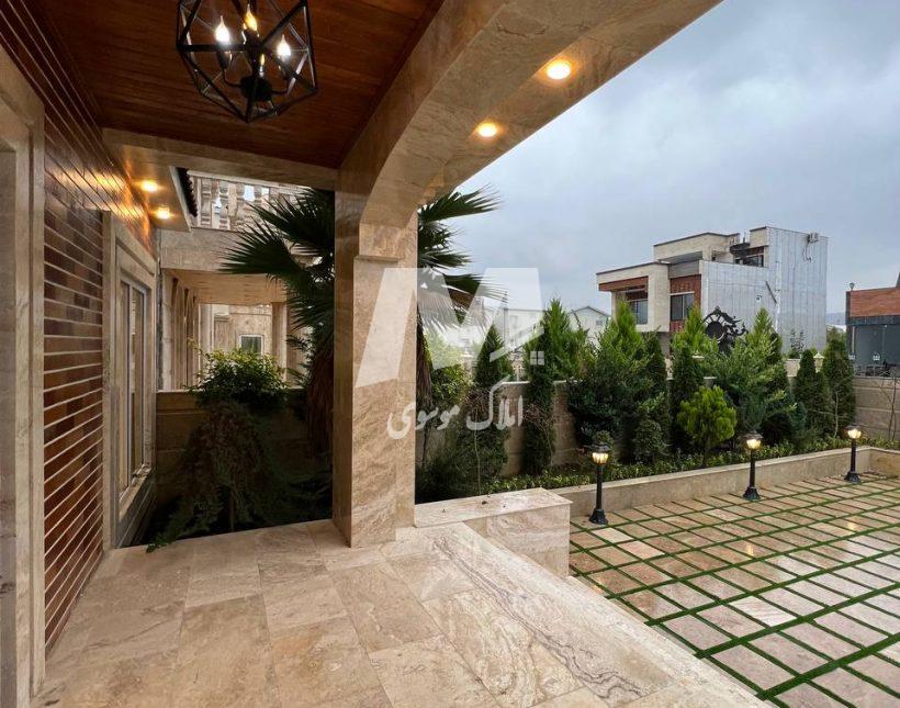 خرید ویلا 300 متری مدرن نزدیک دریاچه و جنگل | 300 متر