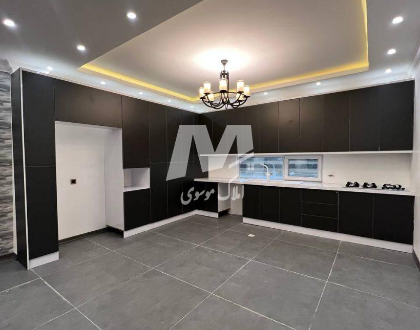 خرید ویلا 300 متری مدرن نزدیک دریاچه و جنگل | 300 متر