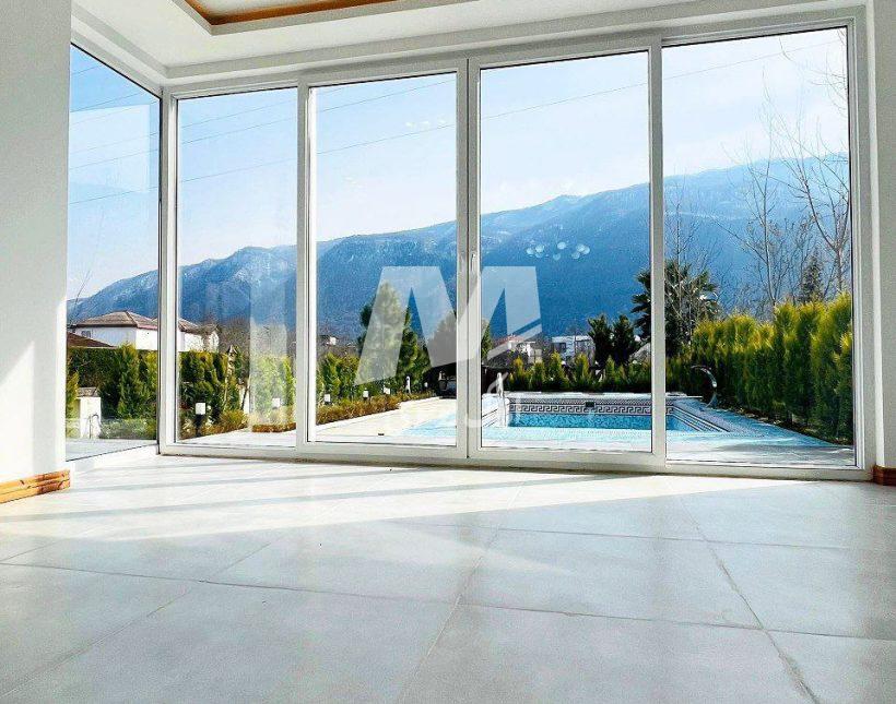 فروش ویلا دوبلکس با ویو فوق‌العاده جنگلی 450 متری مدارک کامل | 450 متر