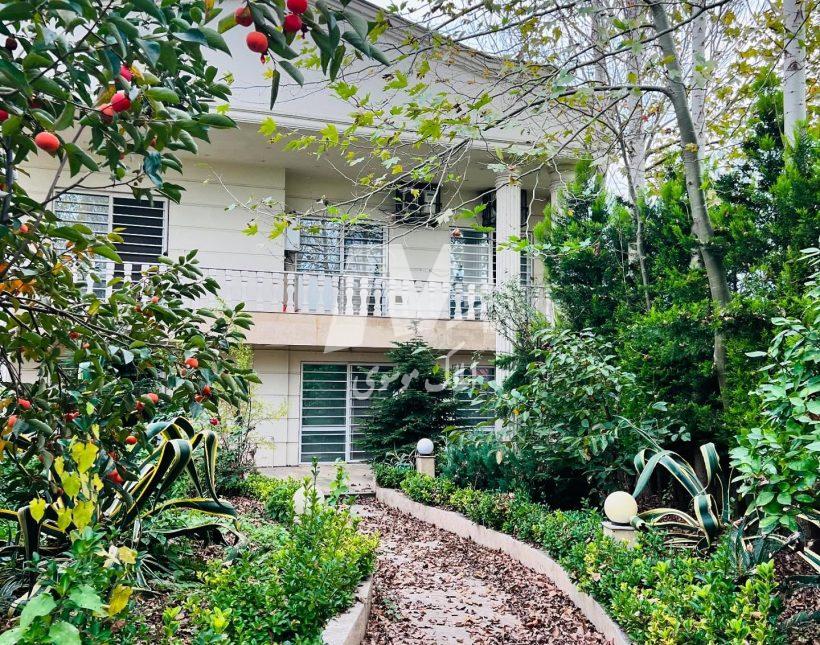 خرید ویلا باغ تریبلکس مبله با استخر روباز در چمستان سعادت‌ آباد | ۴۰۰ متر