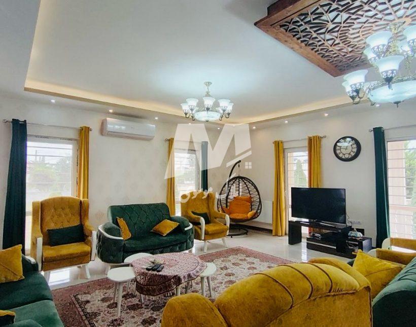 خرید ویلا باغ تریبلکس مبله با استخر روباز در چمستان سعادت‌ آباد | ۴۰۰ متر