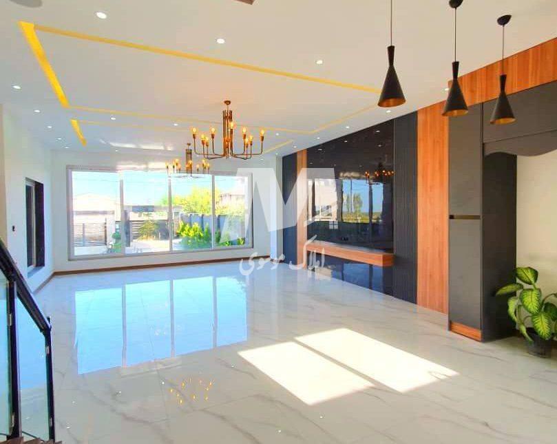 خرید ویلا تریبلکس ۴۰۰ متری با استخر و روف سند تک برگ | ۴۰۰ متر