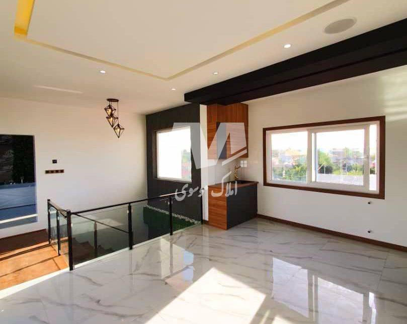 خرید ویلا تریبلکس ۴۰۰ متری با استخر و روف سند تک برگ | ۴۰۰ متر