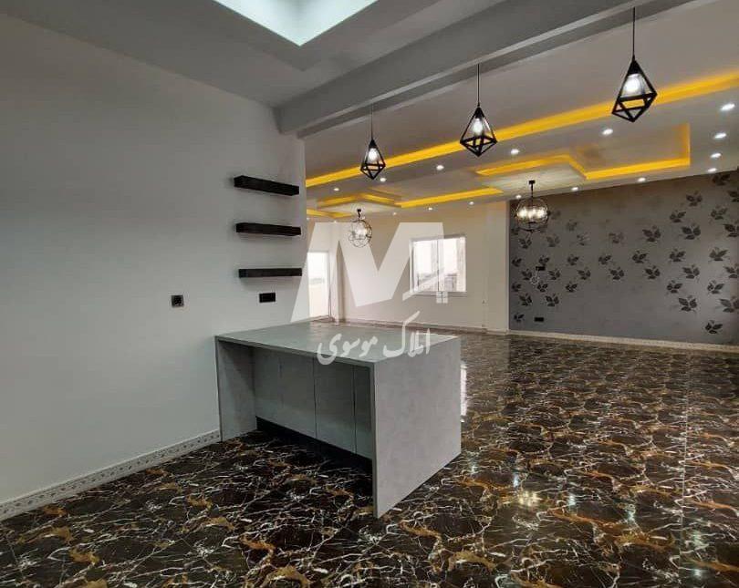 خرید ویلا 300 متری نزدیک جنگل با روف گاردن | 300 متر