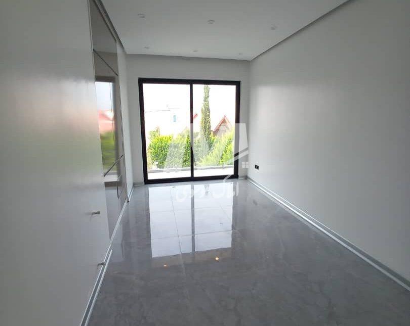 خرید ویلا ۲۵۰ متری استخردار شهرکی | ۲۵۰ متر