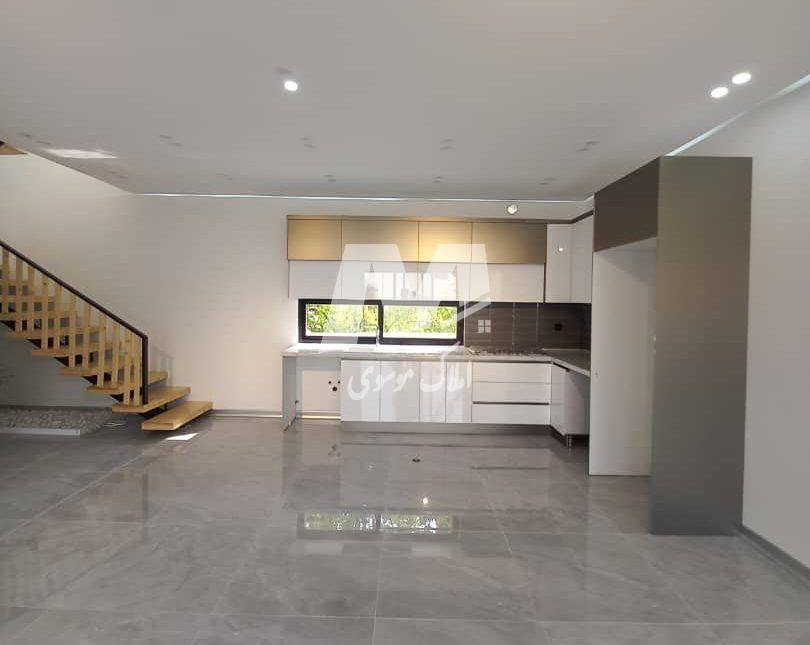 خرید ویلا ۲۵۰ متری استخردار شهرکی | ۲۵۰ متر