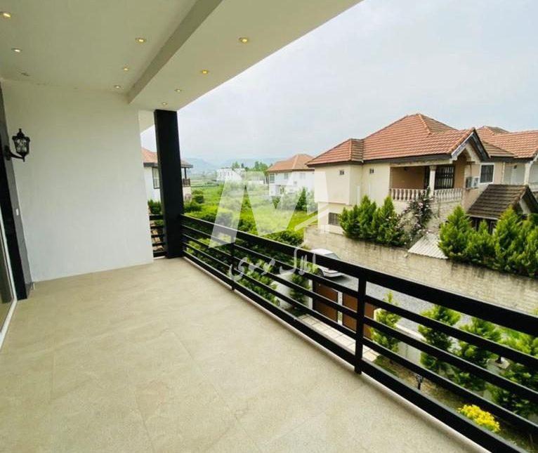 خرید ویلا ۳۰۰ متری وازیوار با مدارک کامل | ۳۰۰ متر