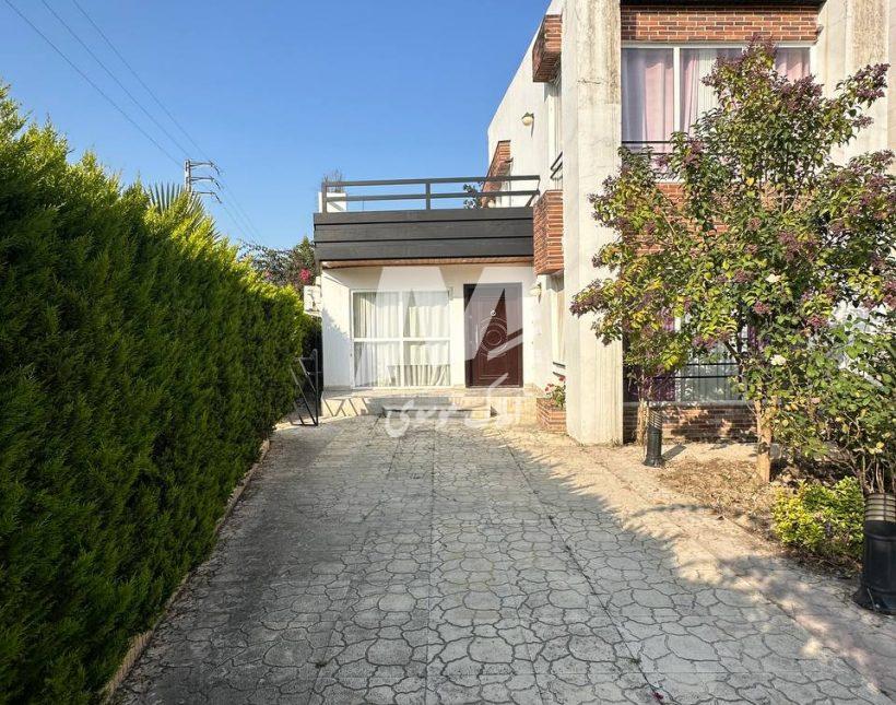 خرید ویلا۲۵۰ متری سند دار شهرک برند لوکس آپادانا چمستان | ۲۵۰ متر