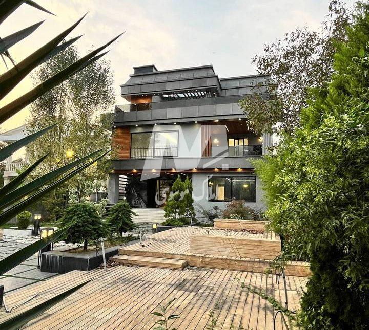 خرید ویلا مدرن جاده جنگلی ایزدشهر ۷۰۰ متری آسانسور و استخر مجهز | ۷۰۰ متر