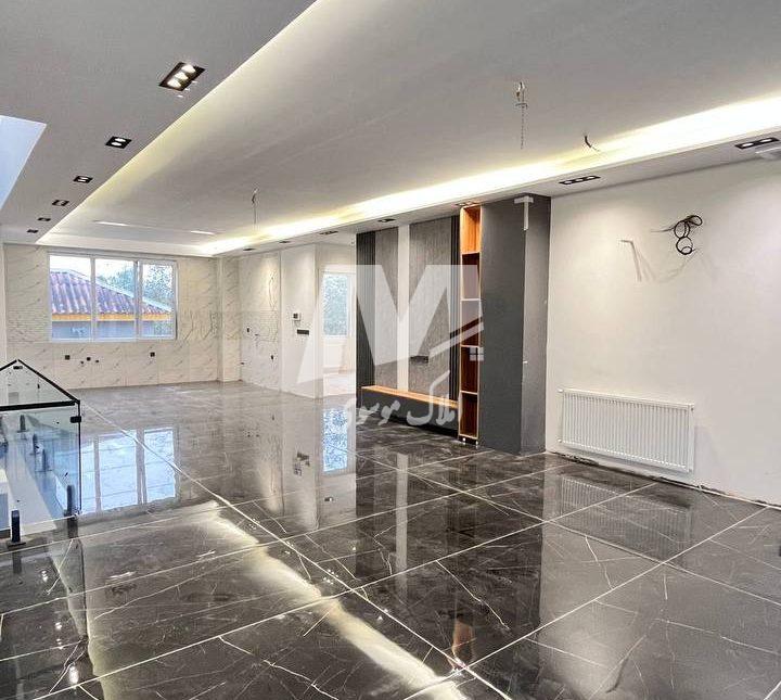 خرید ویلا مدرن جاده جنگلی ایزدشهر ۷۰۰ متری آسانسور و استخر مجهز | ۷۰۰ متر