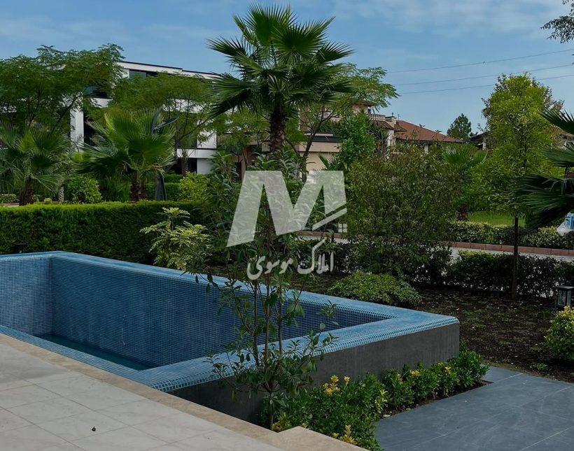 فروش ویلا الیمالات نور ۳۰۰ متری روف گاردن با چشم انداز | 300 متر