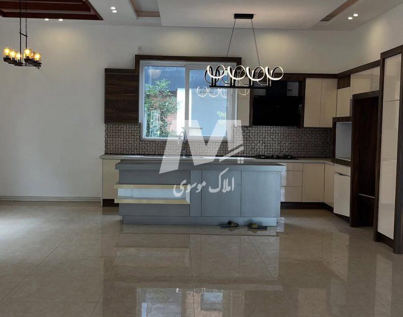 فروش ویلا الیمالات نور ۳۰۰ متری روف گاردن با چشم انداز | 300 متر