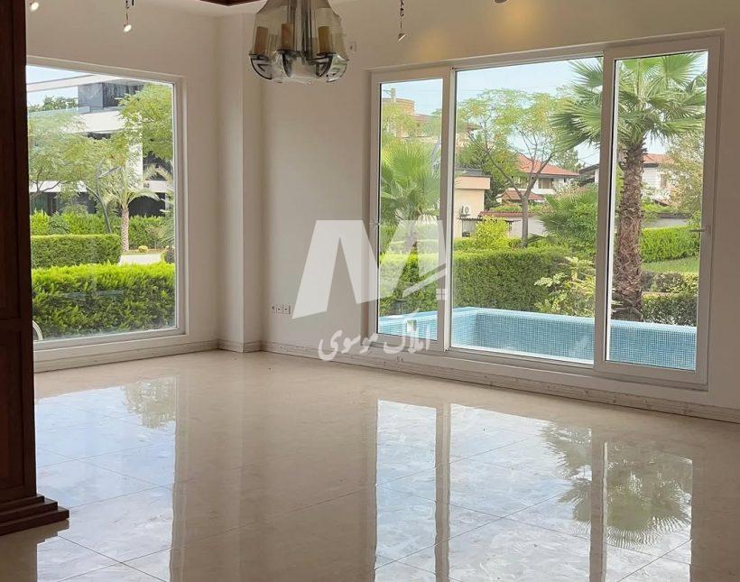 فروش ویلا الیمالات نور ۳۰۰ متری روف گاردن با چشم انداز | 300 متر