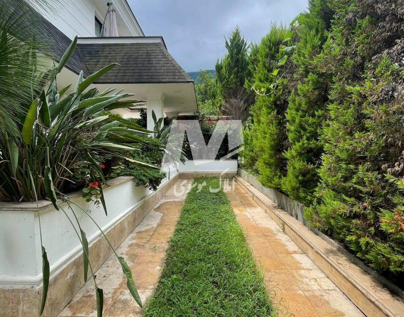 فروش ویلا کلاسیک اروپایی رویان ۵۰۰ متری استخر دار فول فرنیش | 500 متر