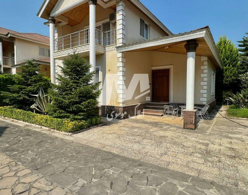 فروش ویلا دوبلکس پلاک یک جنگل داخل شهرک امیرآباد چمستان | ۳۰۰ متر