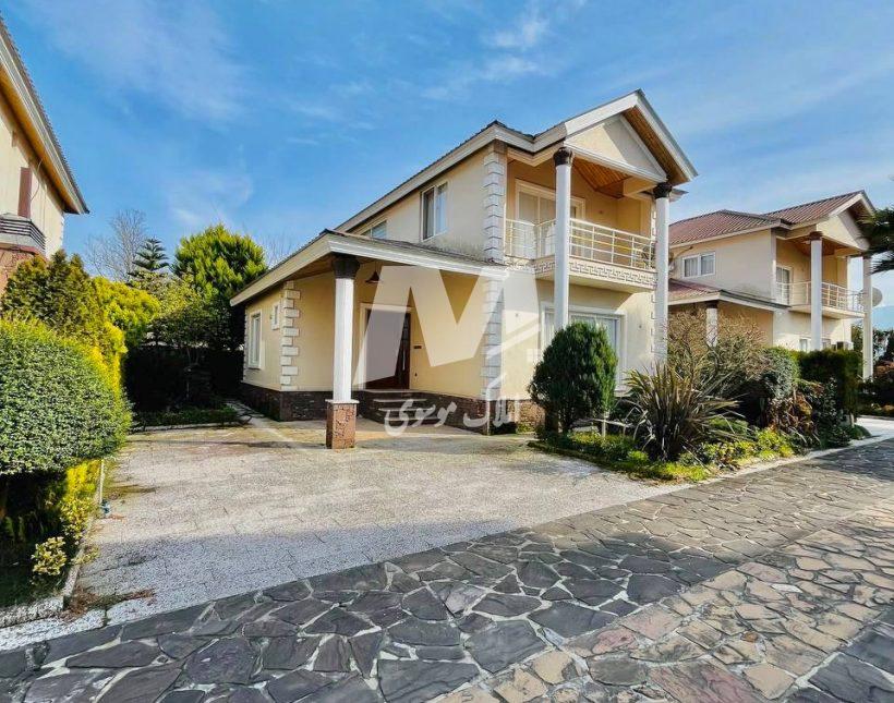 فروش ویلا دوبلکس پلاک یک جنگل داخل شهرک امیرآباد چمستان | ۳۰۰ متر