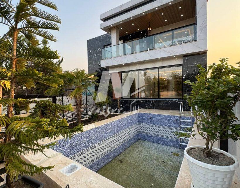 خرید ویلا ۲۵۰ متری استخردار سه خوابه امیرآباد چمستان | ۲۵۰ متر