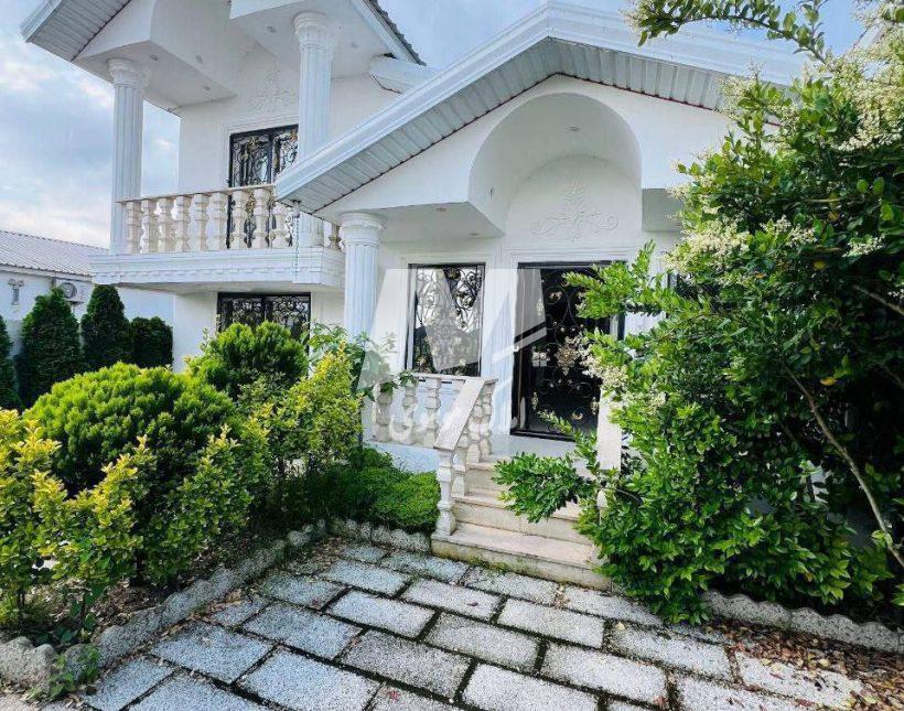 خرید ویلا پیلوت ۲۴۰ متری شهرکی در ناتل نور | ۲۴۰ متر