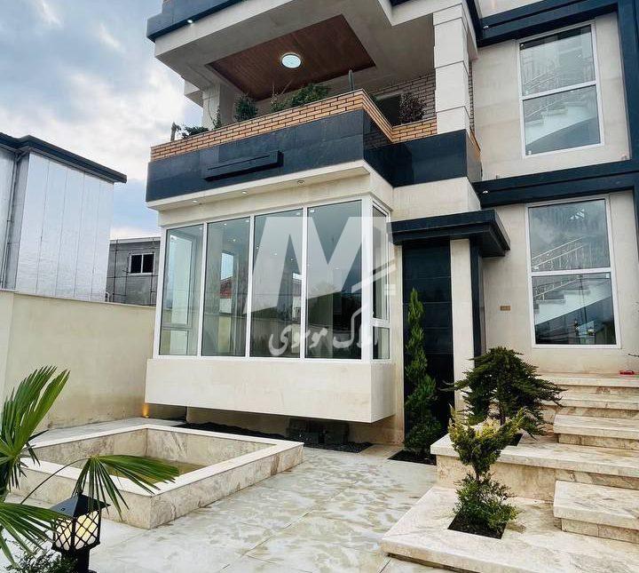 خرید ویلا با آسانسو و استخر در حاجی آباد نور | ۳۰۰ متر