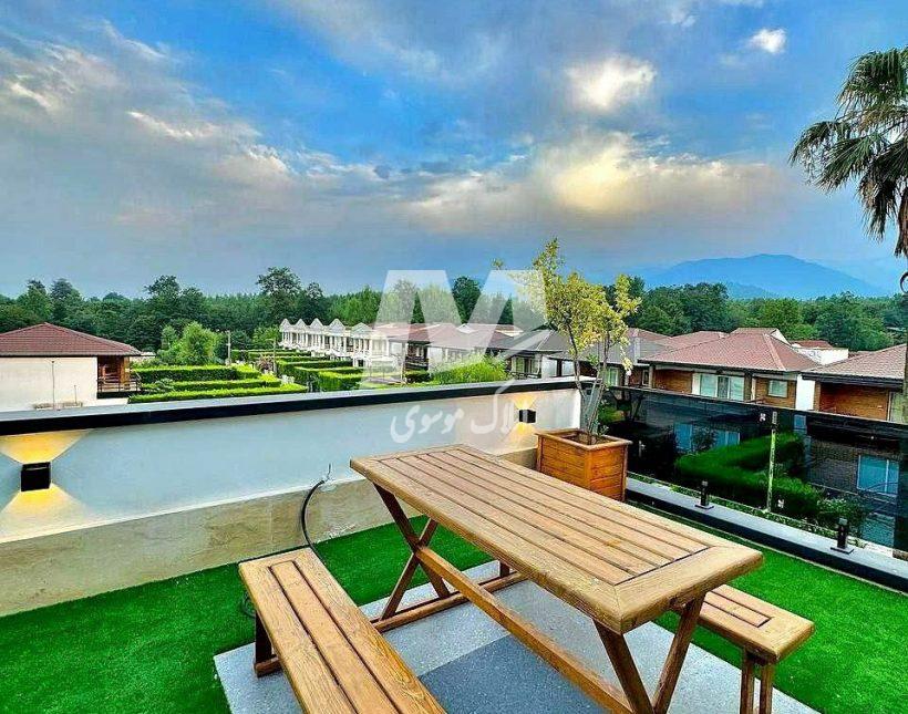 خرید ویلا ۴ خواب با استخر و روف در جاده دریا چمستان | ۲۵۰ متر