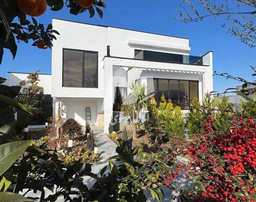 خرید ویلا استخردار ویوابدی دلباز مدارک تکمیل 300 متری چمستان | 300 متر