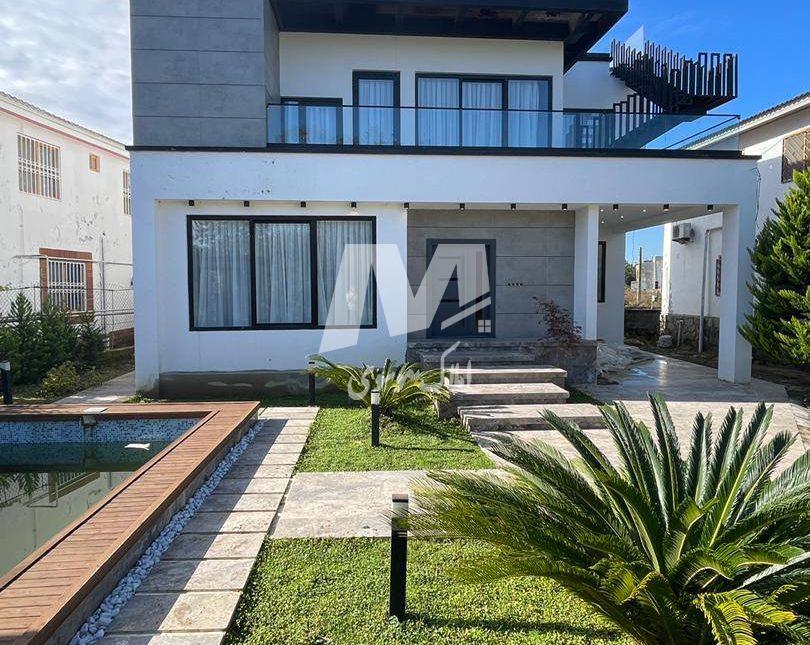 خرید ویلا ۴۳۰ متری ۴ خوابه داخل شهرک مبله کامل رویان | ۴۳۰ متر