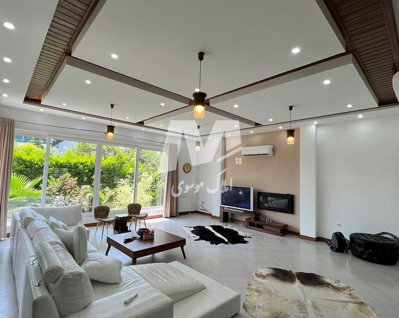 خرید ویلا تریبلکس ۴۰۰ متری سه خوابه سند دار رویان | ۴۰۰ متر