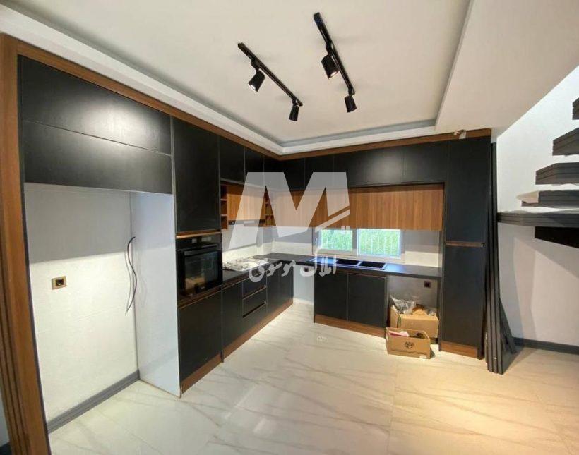 خرید ویلا رویان ۳۰۰ متری با سند قابل استعلام و ویوی عالی | ۲۳۰ متر