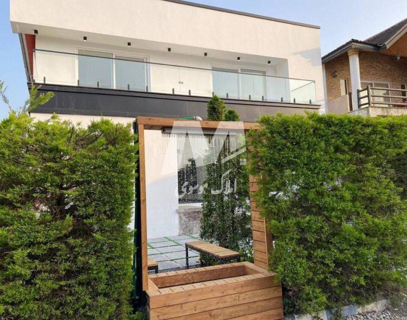 خرید ویلا رویان ۳۰۰ متری با سند قابل استعلام و ویوی عالی | ۲۳۰ متر