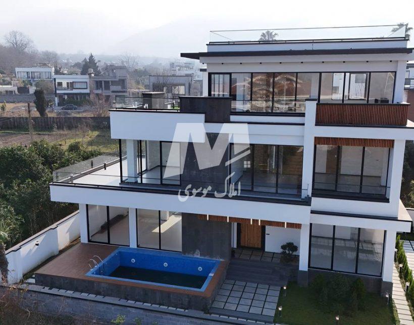 خرید ویلا فول امکانات سند تک برگ 520 متری سیسنگان نوشهر | 520 متر