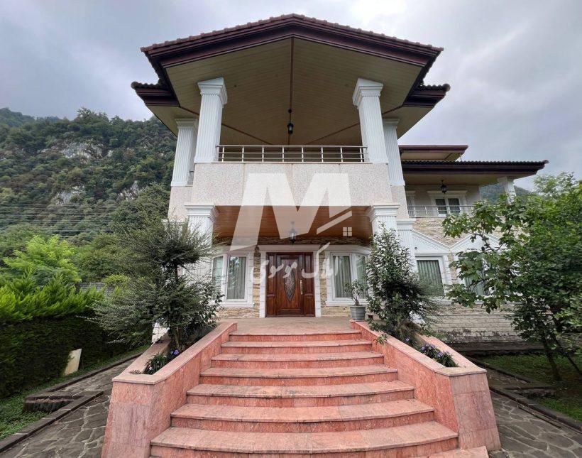 خرید ویلا دوبلکس شهرکی امنیت بالا 1270 متری نوشهر | 1270 متر