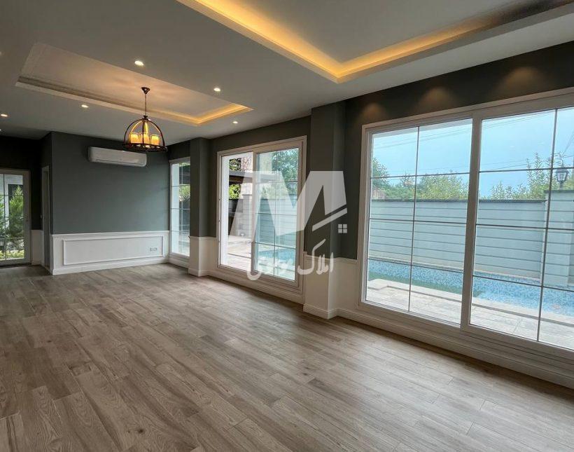 خرید ویلا کلاسیک سند تک برگ ویو ابدی 500 متری چلک نوشهر | 500 متر