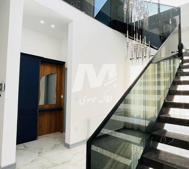 خرید ویلای مدرن با استخر داخلی و شهرکی در رویان سیسنگان | ۴۰۰ متر