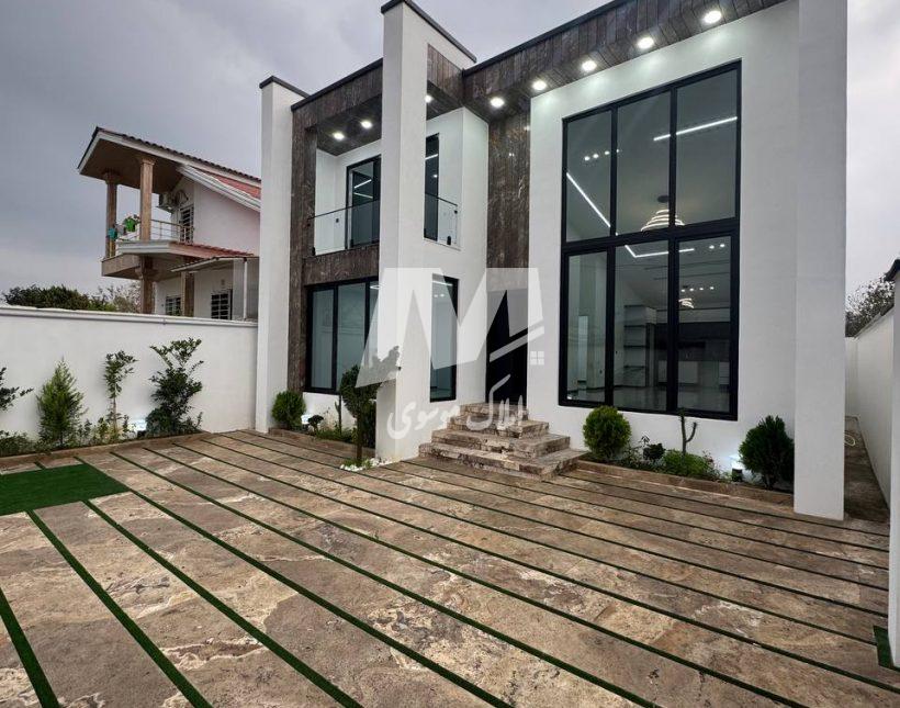 فروش ویلا در نور ۲۲۰ متر زمین سند دار | ۲۲۰ متر