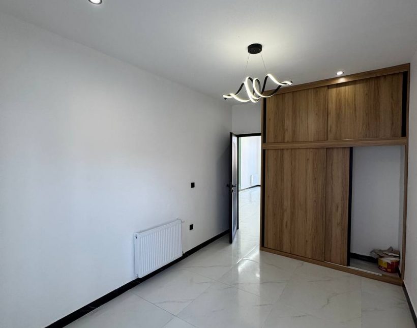 خرید ویلا نوساز در چمستان آپادانا دوخوابه مستر | ۱۷۰ متر