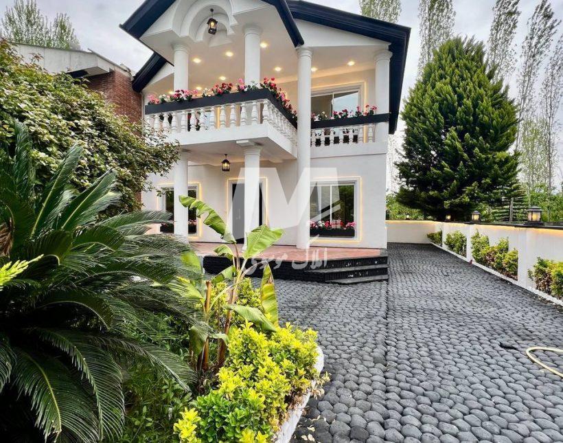 خرید ویلا دوبلکس مبله ۳۰۰ متری در رزک چمستان | ۳۰۰ متر