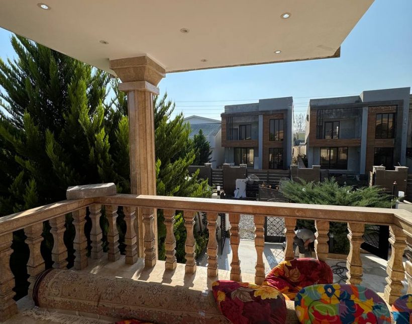 خرید ویلا مبله در چمستان نعمت‌آباد ۲۰۰ متر بنا | ۳۰۰ متر