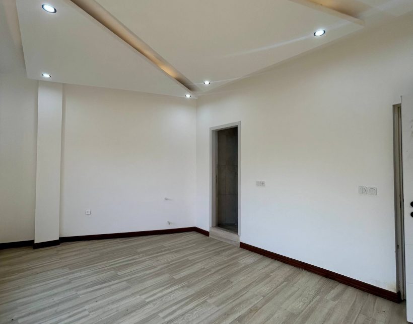 خرید ویلا دوبلکس روف‌دار در چمستان همصفا ۴ خواب مستر | ۴۵۰ متر