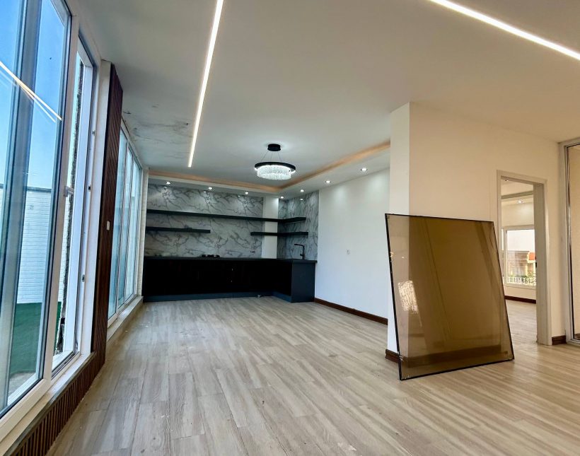 خرید ویلا دوبلکس روف‌دار در چمستان همصفا ۴ خواب مستر | ۴۵۰ متر