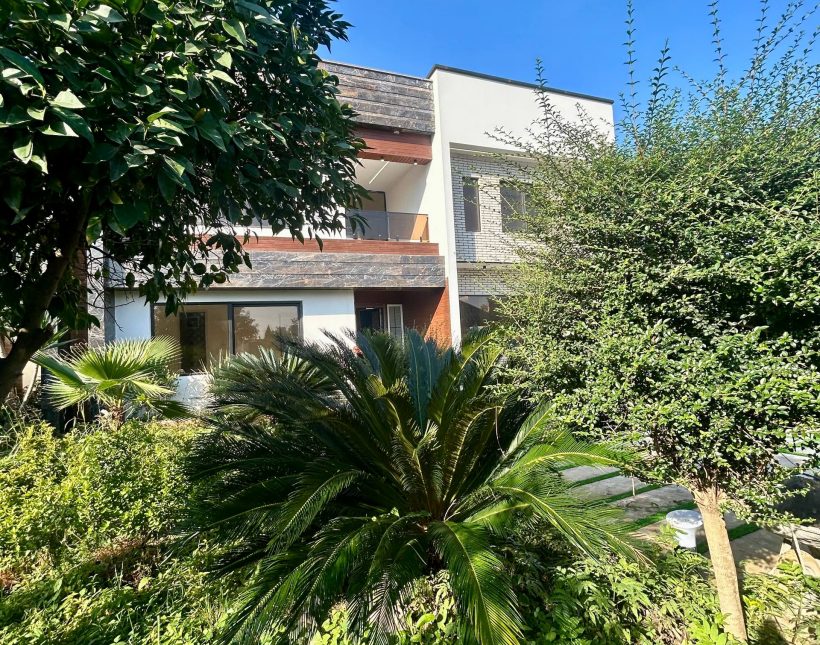 خرید ویلا دوبلکس روف‌دار در چمستان همصفا ۴ خواب مستر | ۴۵۰ متر