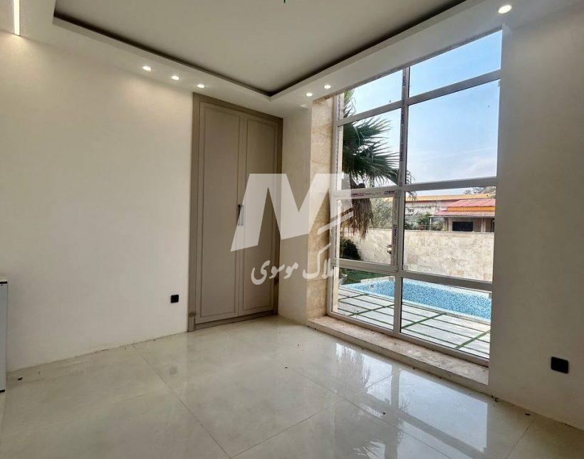 خرید کاخ ویلای ۴۰۰ متری با استخر و شهرکی در سعادت‌ آباد چمستان | ۴۰۰ متر