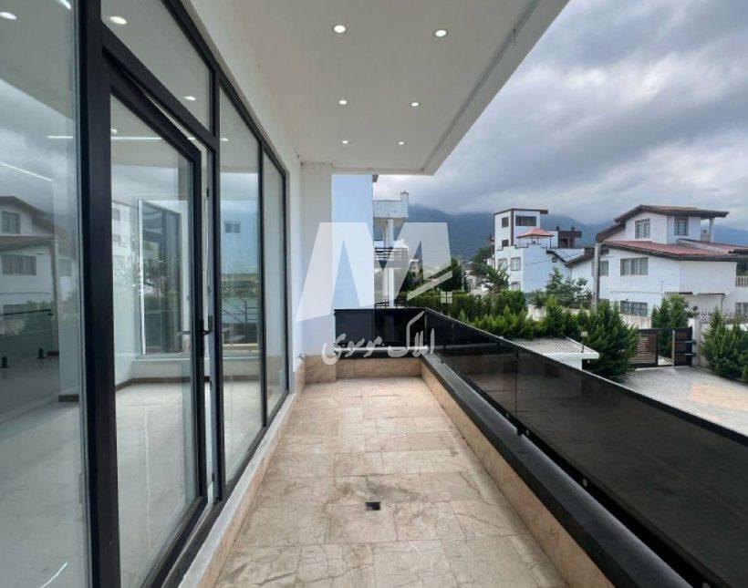 خرید ویلا مدرن 3 خواب سند تک برگ 370 متری نخ شمال نوشهر | 250 متر