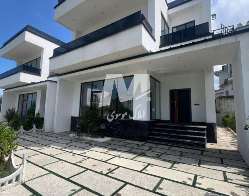 خرید ویلا مدرن 3 خواب سند تک برگ 370 متری نخ شمال نوشهر | 250 متر