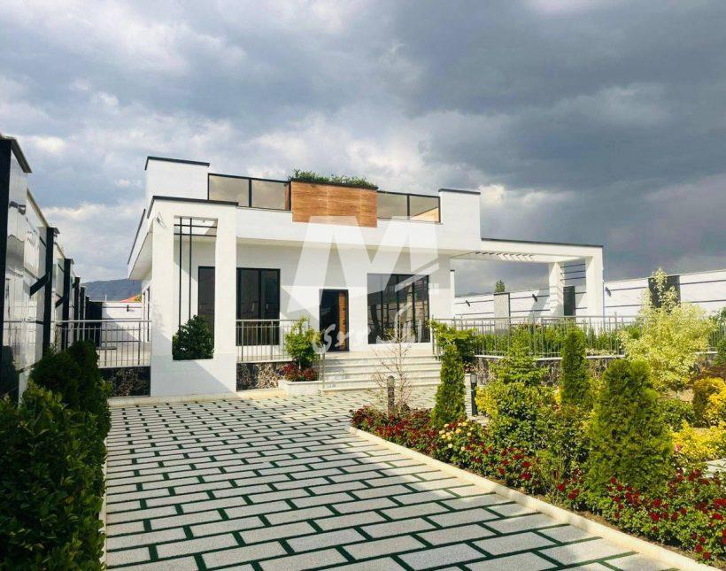 خونه باغ ۶۰۰ متری سند دار معاوضه با خودرو آهودشت چمستان | ۶۰۰ متر